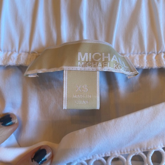 Michael Kors Embroidered White Off the Shoulder Blouse with Eyelet Detail - Picture 12 of 14